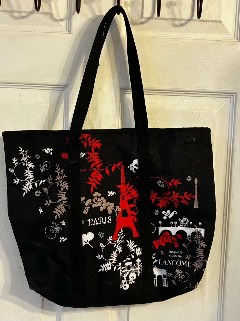 Lancôme Stylish tote in black with red & white Paris-inspired graphics